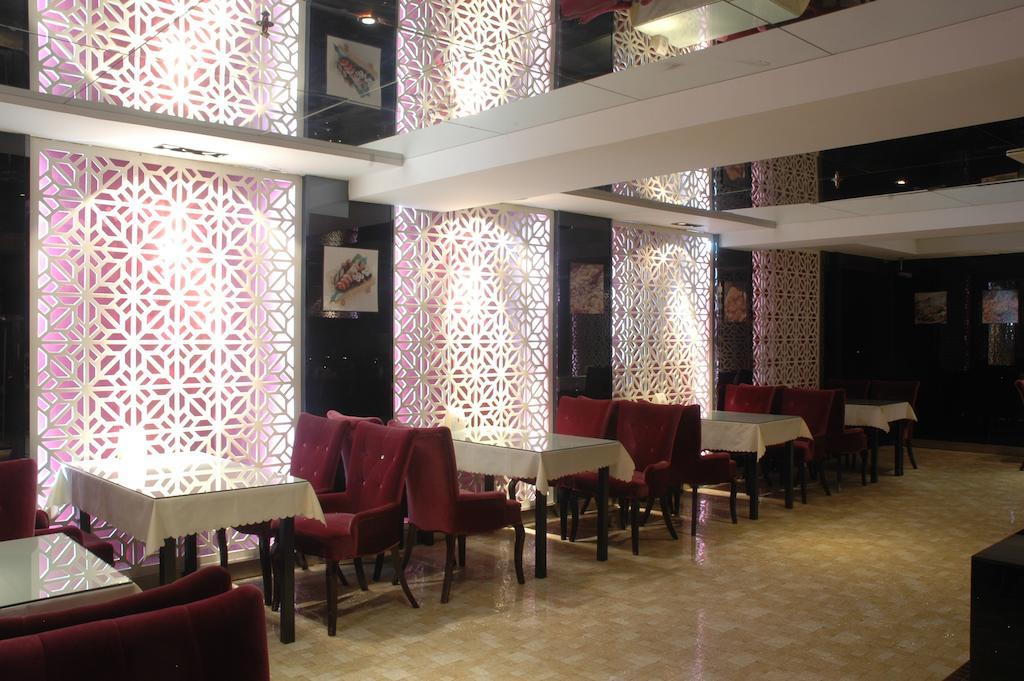 Harbin Yakelai Holiday Hotel 外观 照片
