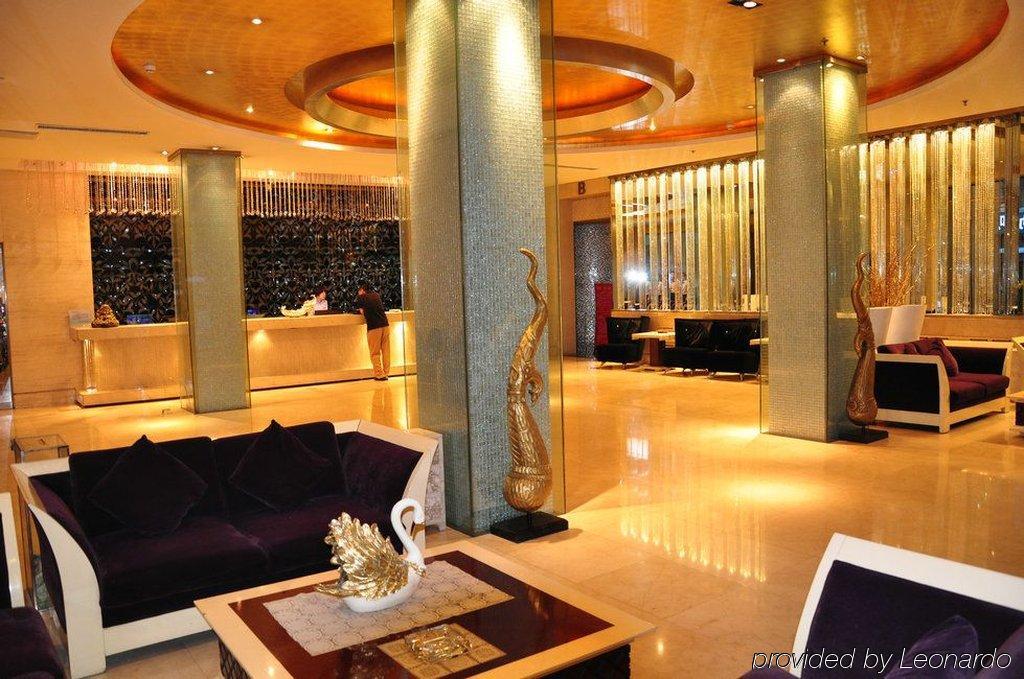 Harbin Yakelai Holiday Hotel 内观 照片