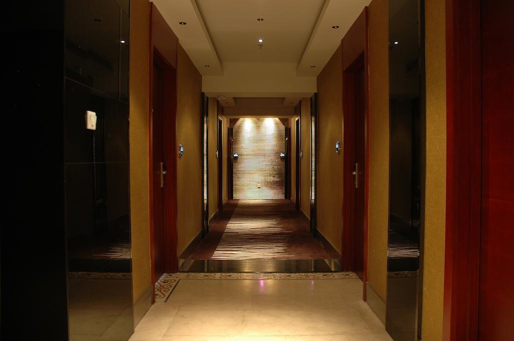Harbin Yakelai Holiday Hotel 外观 照片